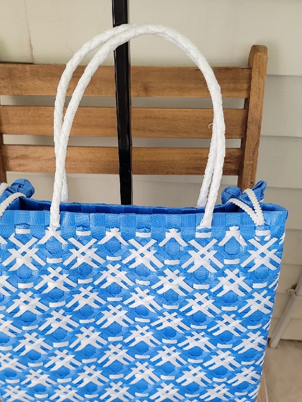 Woven Blue and White Tote Bag with Rope Handles - Picture 2 of 4